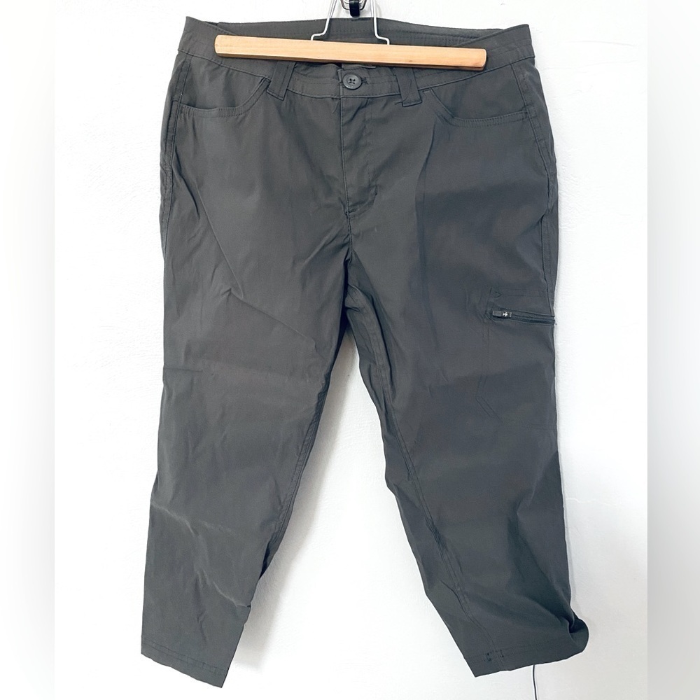 Eddie Bauer pants capris hiking climbing camping Sz 8